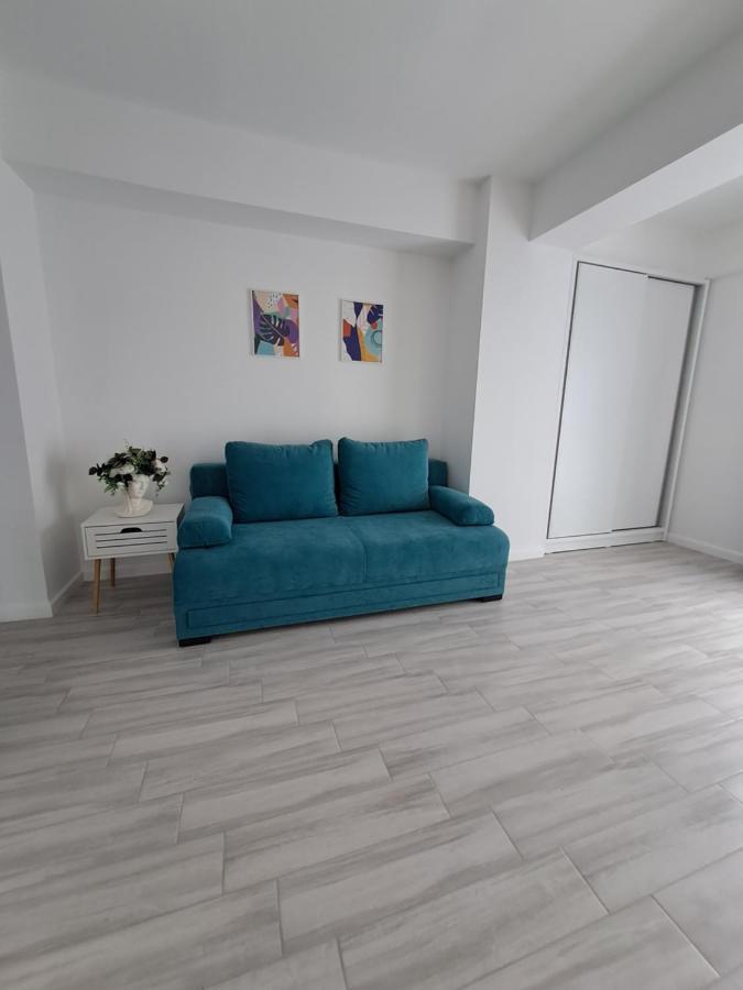 Come&Chill Craiova Buitenkant foto